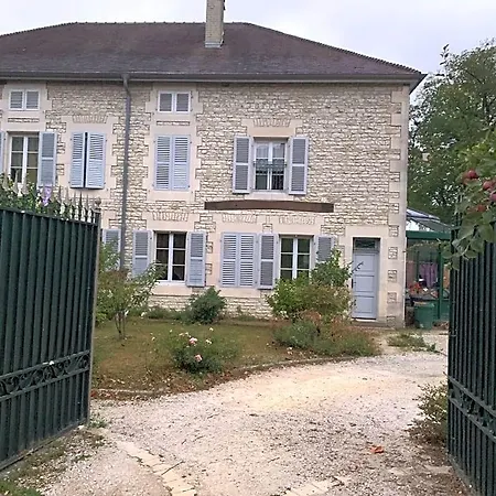 D'hotes Dans Maison De Caractere Bed & Breakfast